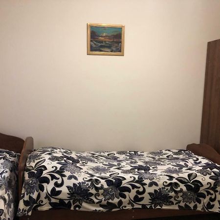 Guest House Nadia ซุคุม ภายนอก รูปภาพ